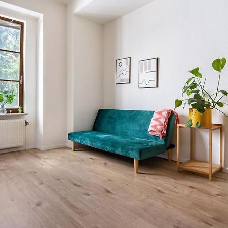 Next Home - Free Parking & Wifi - Badewanne Дуйсбург Екстериор снимка